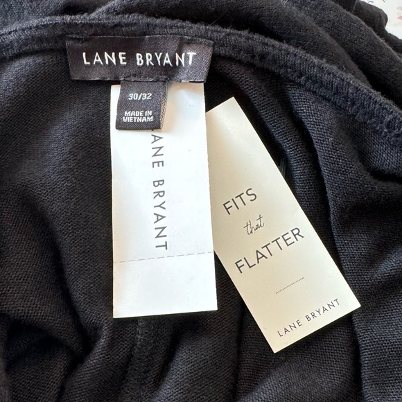 Lane Bryant plus size Side Tie Wrap Sweater.  Black. Size 30/32. V neck - Picture 5 of 6